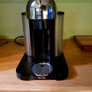 Nespresso vertuo coffee/espresso maker